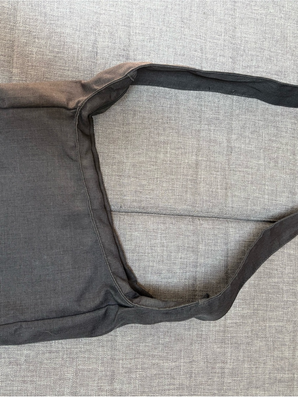 OGIO Brooklyn Messenger Crossbody Bag in Charcoal Gray NWOT - Picture 4 of 12